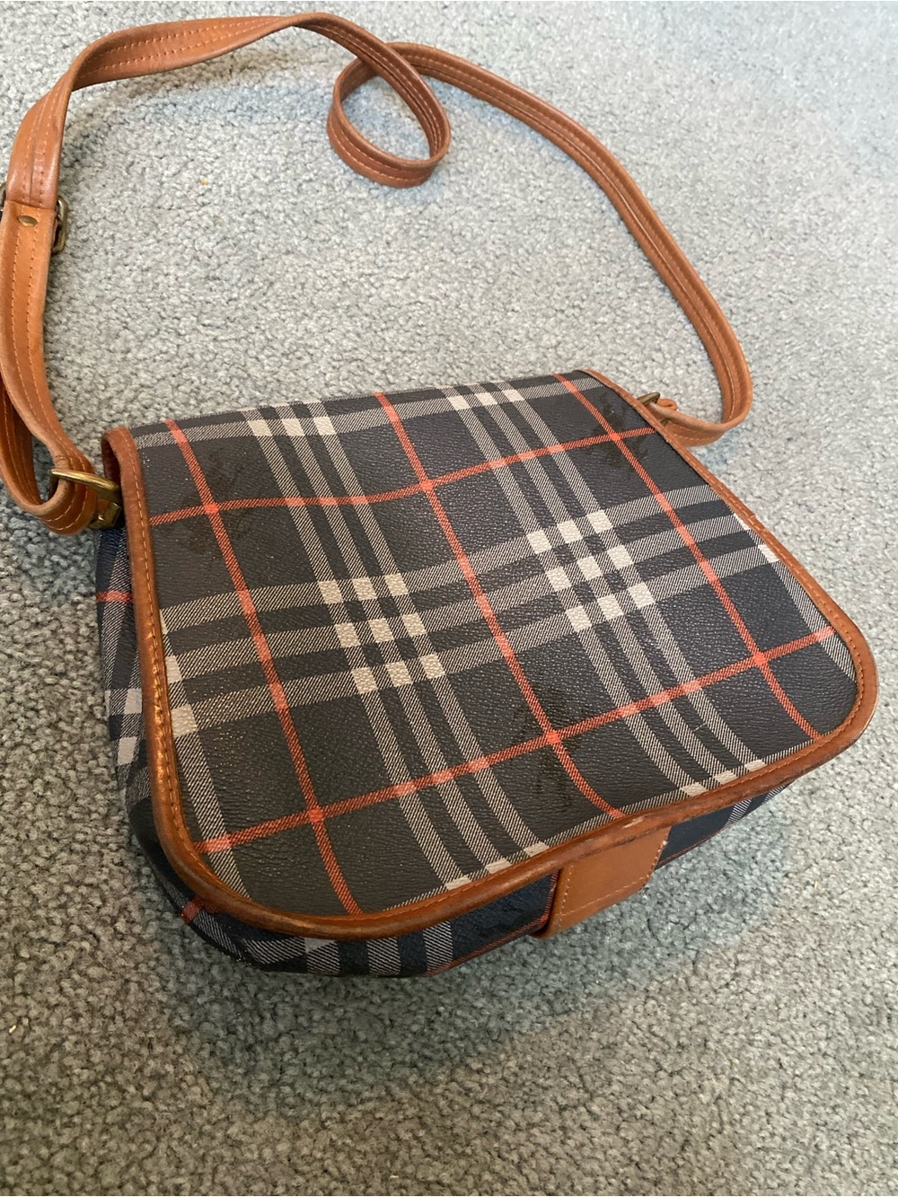 Vintage Burberry Saddle Bag (Made in England) - Picture 5 of 15